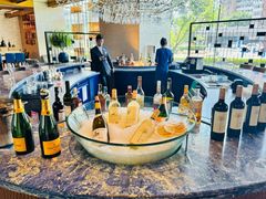 -AZUR聚(香格里拉饭店)