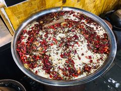 -聚八方土菜馆(余松路店)