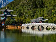 -黑龙潭风景区