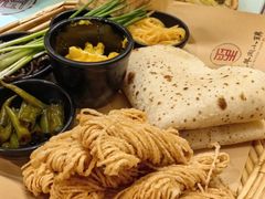 -丁里羊肉小镇(天鹅湖总店)