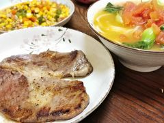 -贯一台湾牛肉面(八一七中路店)