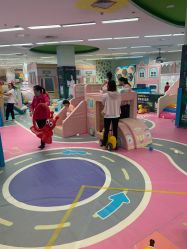 -孩子王童乐园(武汉永旺店)