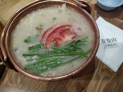 -麦麦山云南菜(复地活力城店)