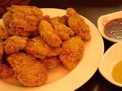 -BHC炸鸡(明洞总店)
