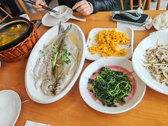 -品鲜村农家菜·阳澄湖大闸蟹(总店)