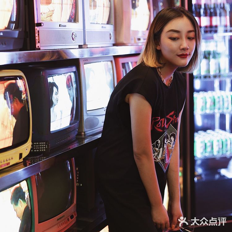 魔都探店|一秒穿越回90年代香港夜排挡🇭🇰