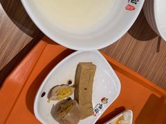 -顺溜·手工刀削面·黑金店(铜锣湾店)