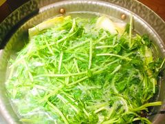 泉水有机时蔬-吃饭皇帝大土家民族菜(正大广场店)