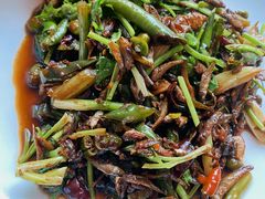 尖椒炒小鱼-徐州府