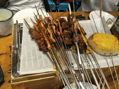 -喝丢一只鞋辣炒海鲜小烧烤(三八广场店)