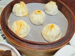 蟹黄小笼包-老淮城·长鱼面(河下古镇店)