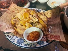 -头上红煨盐鸡乡村食府