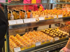 -85度C(生甜甜圈研究工坊·上海平凉店)