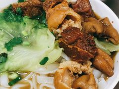 牛腩猪肠河粉-珍珍小食店(西华路店)