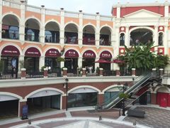 -佛罗伦萨小镇广佛名品奥特莱斯(疏港路店)