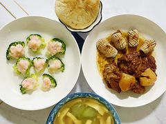 -鲸励母婴月嫂(望京店)