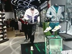 -李宁(大宁国际旗舰店)