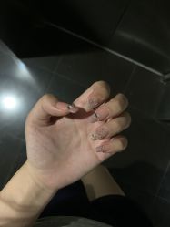 -丽心自助美甲美睫