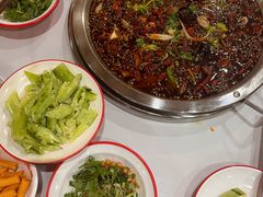 -烧哥美蛙肥肠鱼火锅·十五年社区店