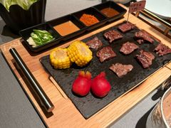 -左庭右院鲜牛肉火锅黑金店(陆家嘴中心店)