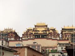 -噶丹松赞林寺