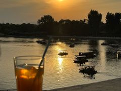 -东岸Cafe 爵士俱乐部