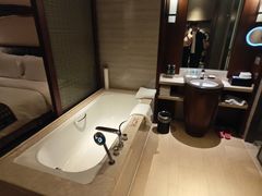 -西双版纳融创皇冠假日度假酒店