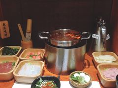 牛油辣锅-独食火锅·半米屋台(直营总店)