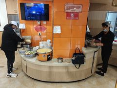 -闫家驴肉老店(华电一校店)