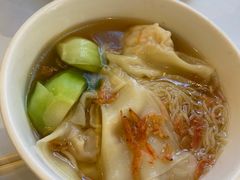 -万龙洲海鲜(大兴绿地缤纷城店)