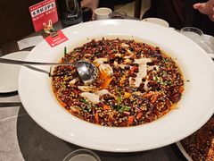 水煮鲜活鲈鱼-麻都·成都菜(人民广场店)
