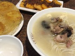 -蓉李记成都名小吃(二七万达店)