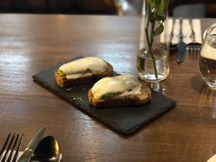 牛油果烤面包配酸奶-1861意大利餐厅(文化广场店)