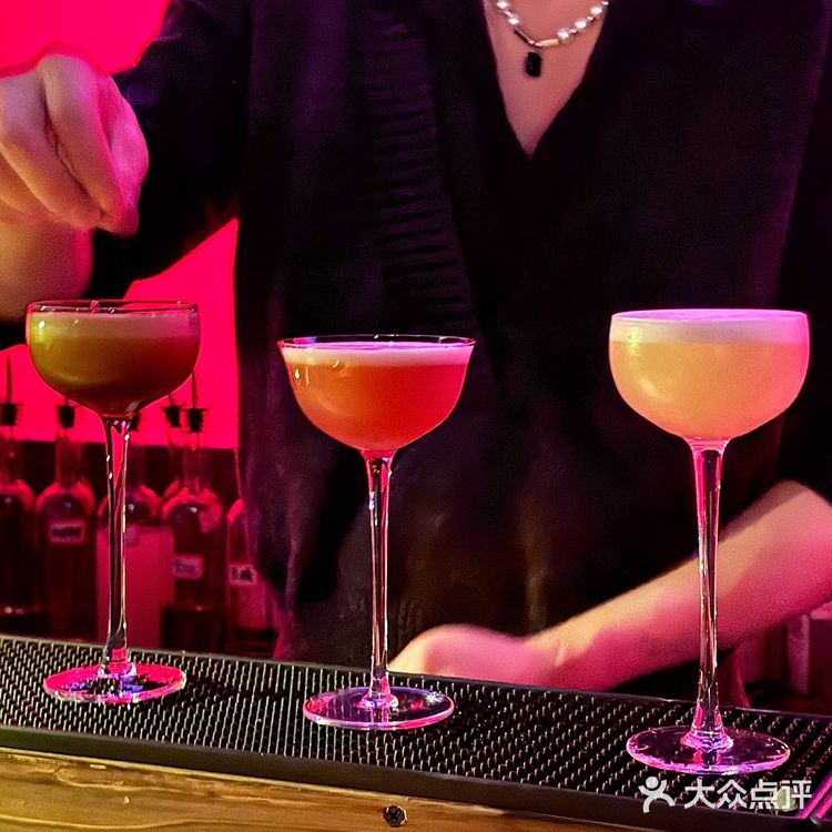 福州｜藏在华润万象楼下的氛围小酒馆