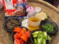 -刘姐啤酒鱼民族演艺餐厅(西街总店)