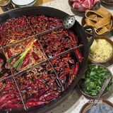 等了一个多小时，终于进去 这里的嬢嬢很热情