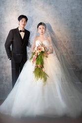 -雪中彩影婚纱摄影·微光艺术中心