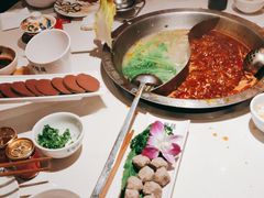 -大龙燚火锅(天安云谷店)