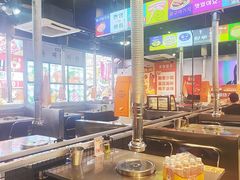 -哈哈碳都·牛肋条无限自助烤肉(台江万达店)