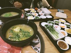 -妈妈故事米线(市府恒隆店)