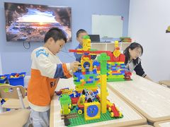 -童程童美信奥赛科技特长·乐高编程科创机器人(万达银盆岭校区)