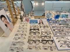 -天空之镜眼镜店蔡司依视路授权店(天通苑店)