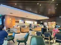 -星巴克臻选(济南万达店)