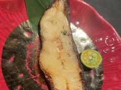 -铭牛烧肉·和牛海鲜自助(高新月牙湖店)