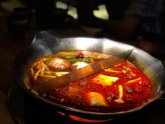 台式麻辣鸳鸯锅-湊湊火锅·茶憩(杭州湖滨银泰in77店)