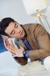 -变画·发型STUDIO