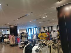 -ZARA(恒隆广场店)