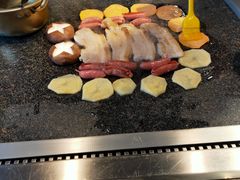 -小花猪韩式石板烤肉