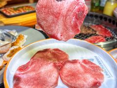 厚切牛舌-拾勝牛·江景安格斯烧肉放题(江湾阳光天地店)