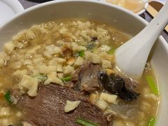 牛肉泡馍-咨言·烤鸭·烩面泡馍(建业十八城店)